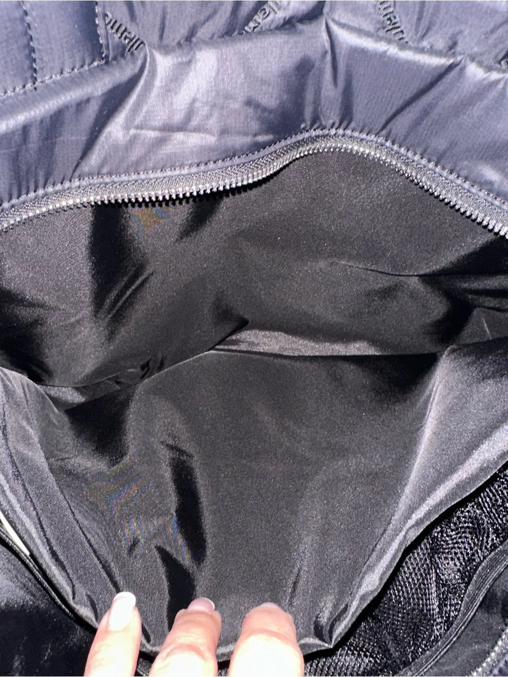 Lululemon Quilty Pleasures Tote Bag Medium 12L - Black NWT RARE! - Picture 8 of 12
